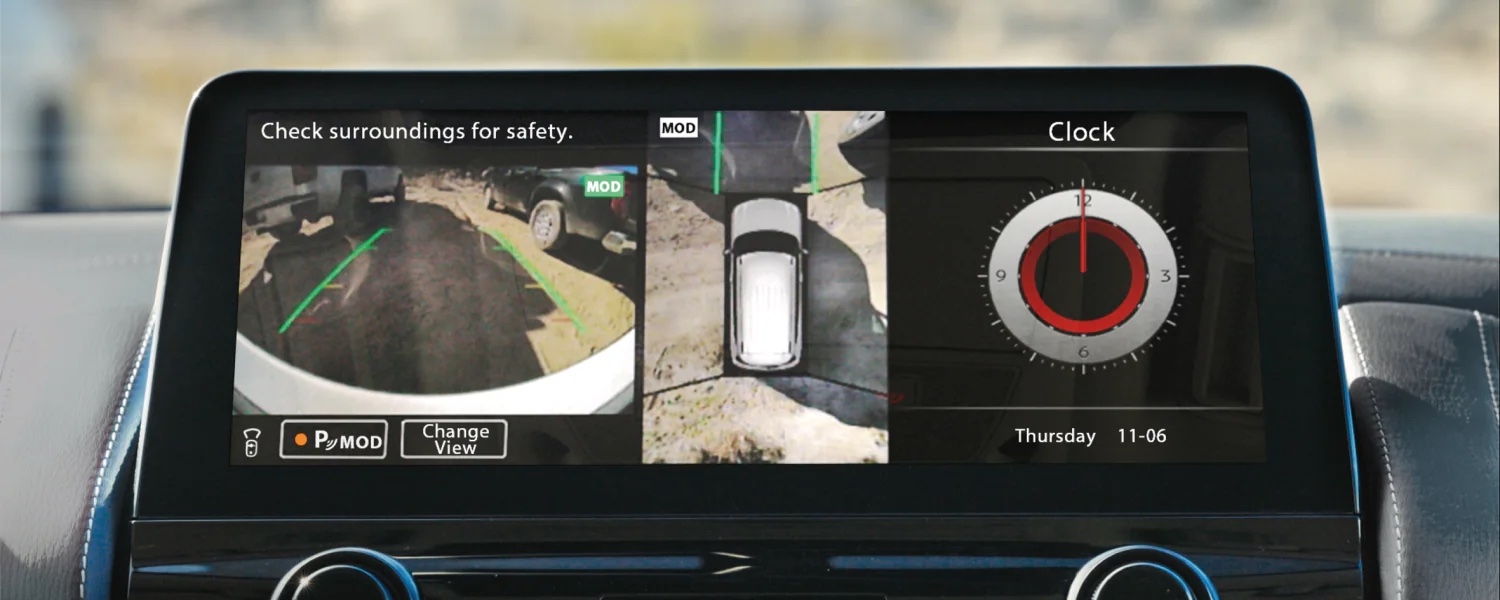 Bouclier de sécurité 360 diffusé sur l'écran tactile du Nissan Armada 2025.