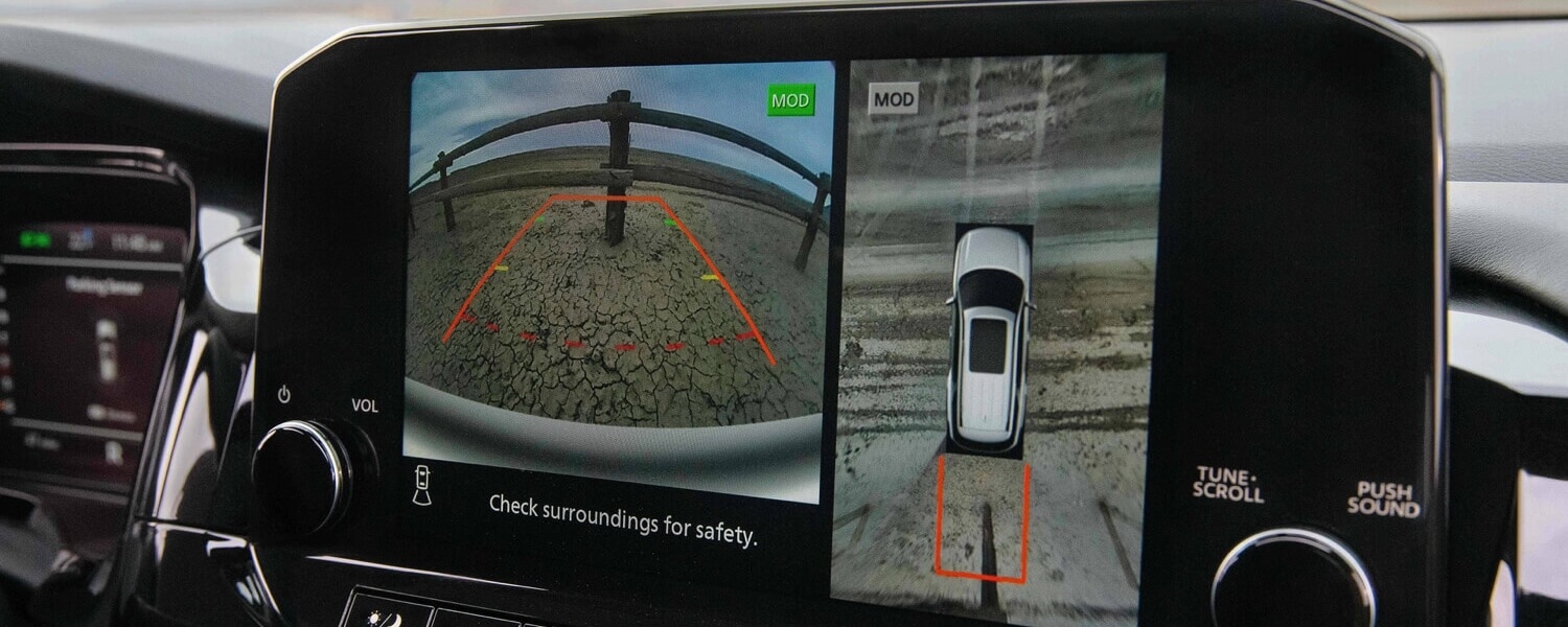 L'assistance ProPILOT sur l'écran tactile du Nissan Pathfinder 2024.